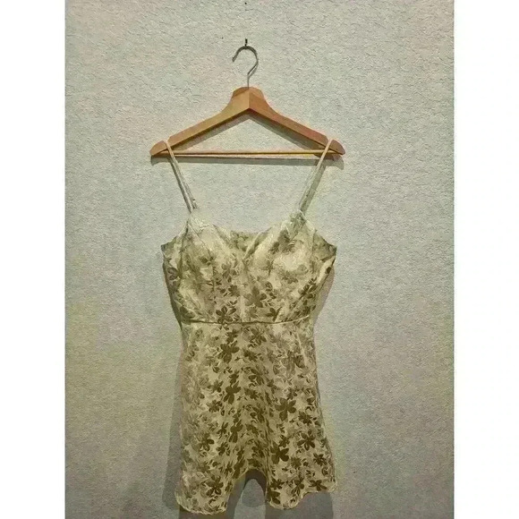 Trixxi Royal Pink tan Lined Flare  Dress. Size  Large - Picture 1 of 3